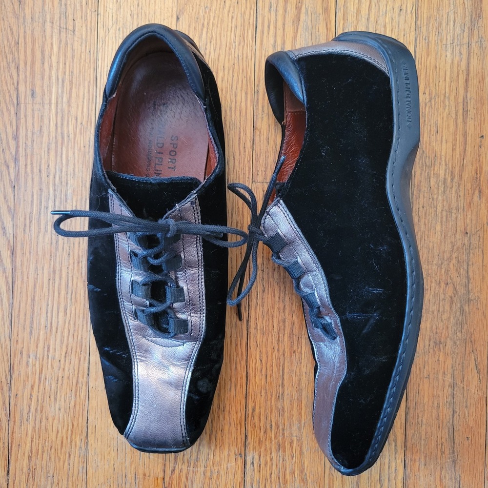 Donald J Pliner 8.5M Sneakers Black Bronze Velvet Leather DEGREE Retro Academia
